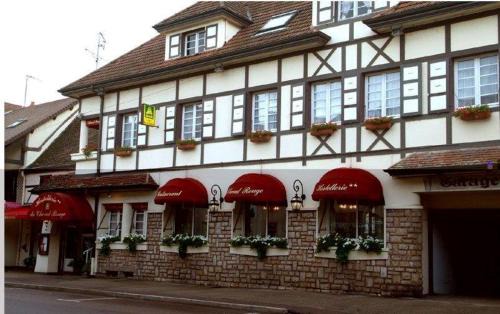 Louhans Hotel | Le Cheval Rouge