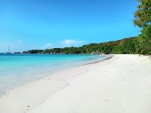 Anse Boudin House | Le Chevalier Bay Guesthouse