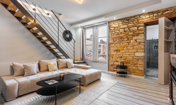 Saint Nicolas - Charles III - Ville vieille - Trois Maisons - Leopold Apartment | Le Chic de Saint-Jean - Dans le centre historique