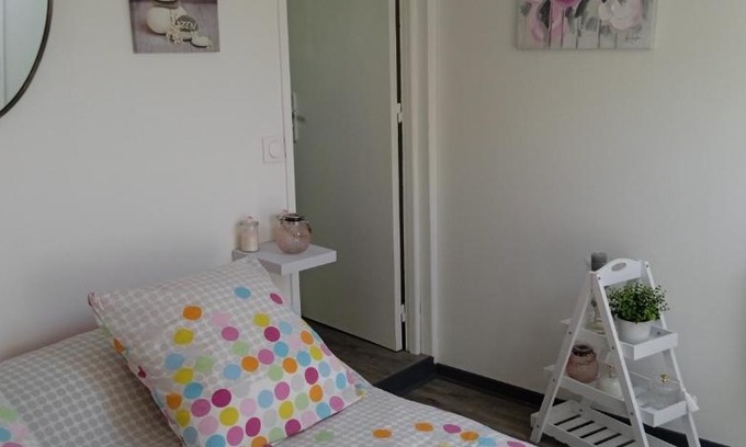 Dieppe Apartment | Le Chloolouise