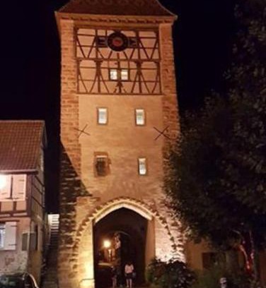 Bergheim Apartment | Le clocher aux cigognes au village de Bergheim