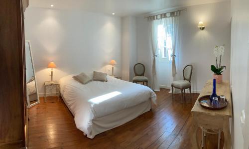 Sainte-Foy-de-Longas House | Le Clos de Longas - Gite et Chambre d'hôtes