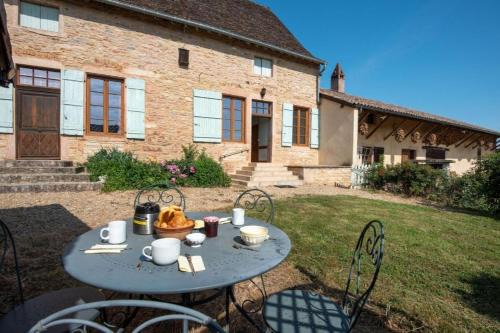 Huilly-sur-Seille House | Le Clos des Buis