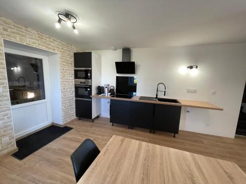 Chaintre Apartment | Le Clos des Cadots