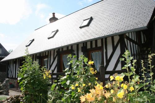 Toutainville House | Le Clos des Hortensias