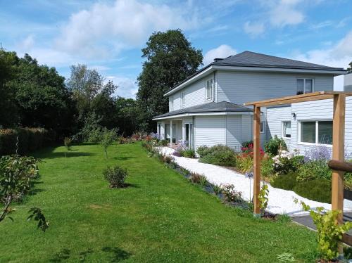 Saint-Loup-Hors Bed & Breakfast | Le Clos Louisiane