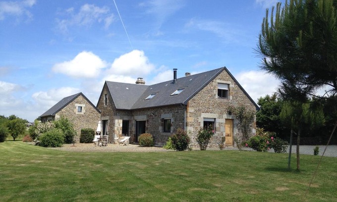 Dragey-Ronthon Bed & Breakfast | Le clos saint Jean