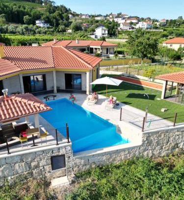 Molares Villa | Le COEUR DES VIGNES