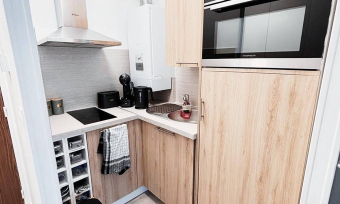 Mainvilliers Apartment | Le Colisée à deux pas