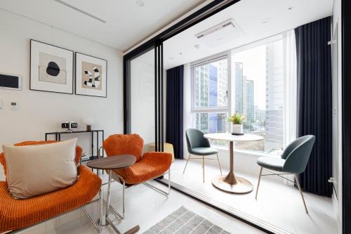 Seocho-dong Apartment | Le Collective Gangnam SAC Signity