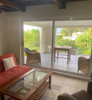 La Gaulette Apartment | Le Colonial Cocoon Apartement 2