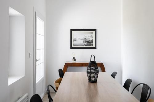 Mazargues Apartment | Le Concorde 3 - Appartement 2 chambres - 8 pers - Terrasse - Clim