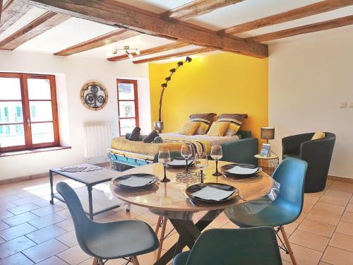 Turckheim Apartment | ✪ Le Convivial ✪ Duplex Alsacien ✪ PARKING ✪ RBNB✪