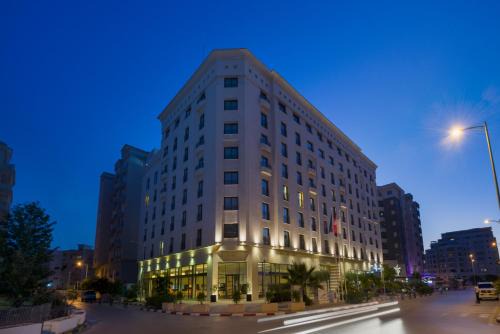 Les Berges Du Lac II Hotel | Le Corail Suites Hotel