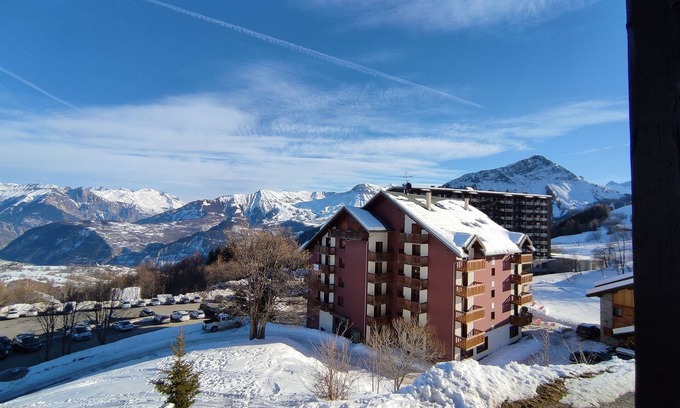 Villarembert Apartment | Le Corbier - Résidence Les Pistes, Appartement 6/7 Personnes au Pied des Pistes