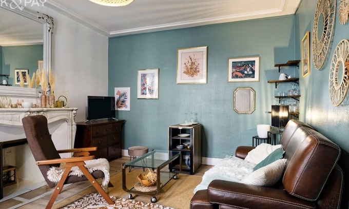 Nancy City Centre Apartment | Le Cosy Hermite - One Bedroom Apartment, Sleeps 4