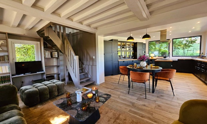 Vieux-Bourg House | Le Cottage aux Roses - 15 min Deauville - 7 people