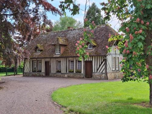 Bellou House | Le Cottage du Manoir de Bellou - Charme et Sérénité - 6p