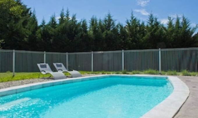 Vallon-Pont-d'Arc Villa | Le Coucouru, Villas Saint Laurent. Villa 4 pers, air conditioning, private pool