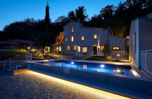 Arcevia Apartment | Le Cune, Apt Quercia Bella - AC, Pool & Jacuzzi