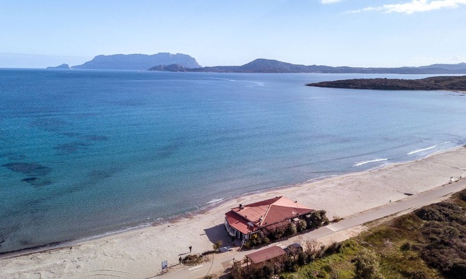 Pittulongu Apartment | Le Dimore di Nettuno 2 With Pool, Pittulongu, Italy