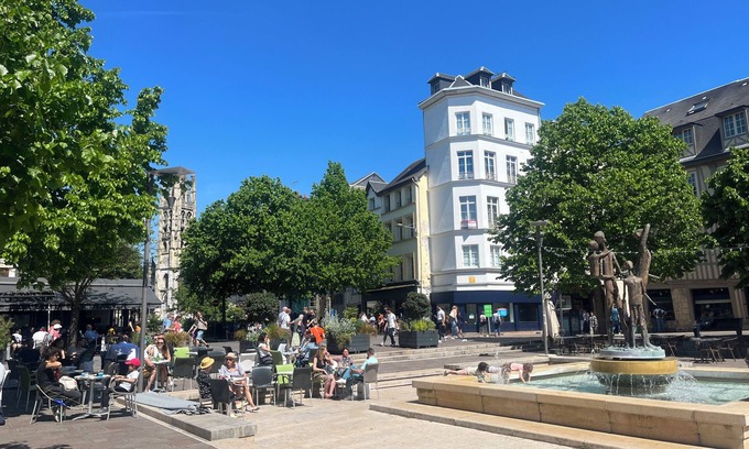 Rouen City Centre Apartment | Le Diplomatico Rouen Centre by MyFrenchPAT