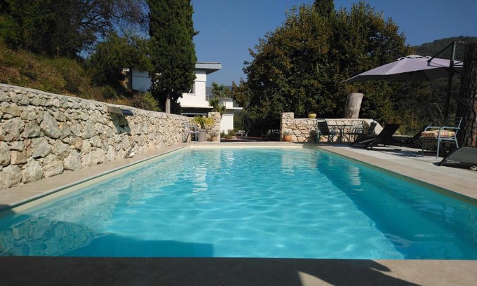Coaraze Bed & Breakfast | Le Domaine de la Feuilleraie