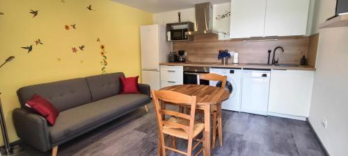 Lons-le-Saunier Apartment | Le domaine du Parc Thermal