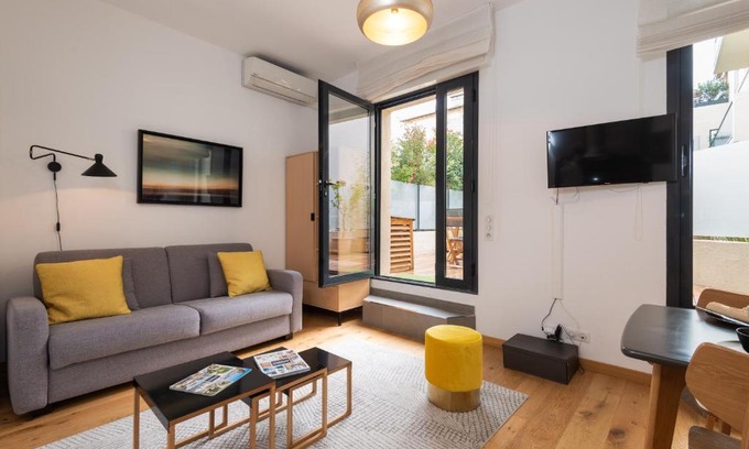Lepante Quarter Apartment | Le Foch
