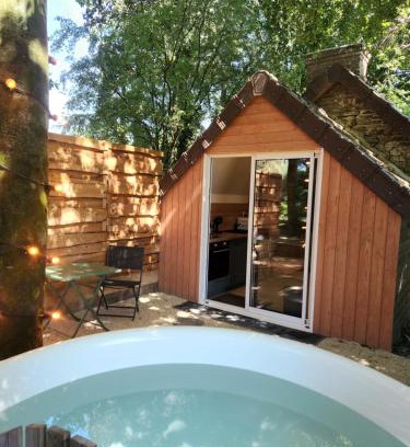Saint-Jean-d'Elle House | Le fournil avec bain nordique