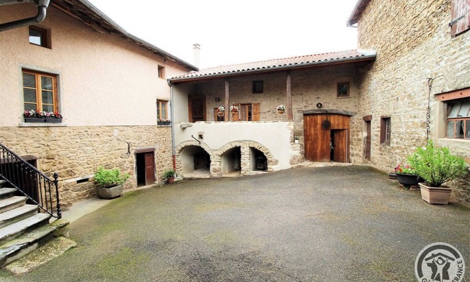 Lyon House | Le Dolmen - Vaugneray - St-laurent-de-vaux