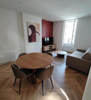 Rodez Apartment | Le Gally 40m2 Cœur de ville avec garage!