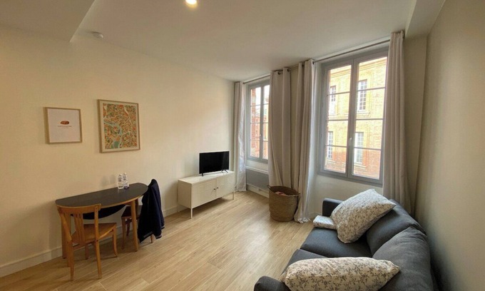 Capitole Apartment | Le Garonne🌊Agréable Studio☀︎ proche du Capitole