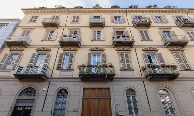 San Salvario Apartment | Le Giacose Design by Wonderful Italy
