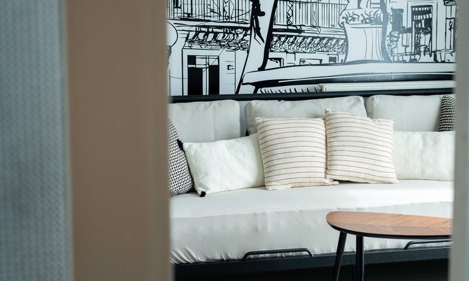 Vitry-sur-Seine Apartment | Le Gite de L'arbousier. Ambiance Cosy et Idéalement Situé Pour Découvrir Paris!
