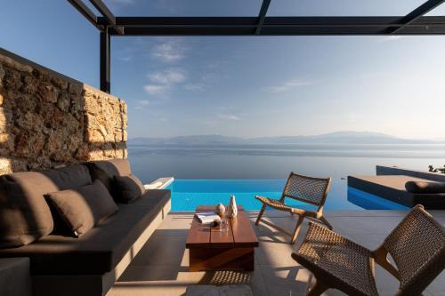 Evrostina Hotel | ​Le Grand Bleu Resort