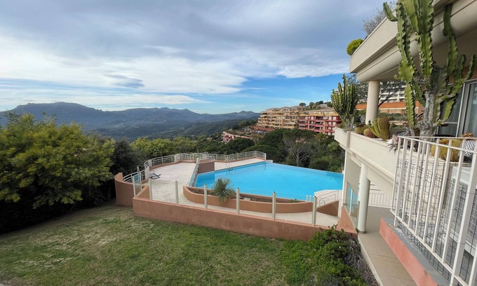 Mandelieu-La-Napoule Apartment | Le Grand Duc. Well appointed apartment with great view and superb terrace.