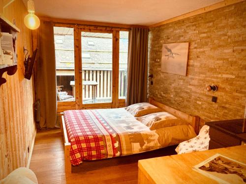 Chamonix City Centre Apartment | Le Gypaète