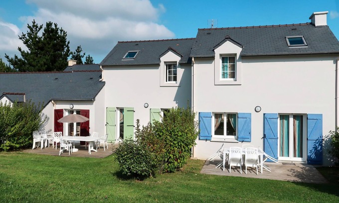 Crozon House | Le Hameau de Peemor Pen M.6X by Interhome