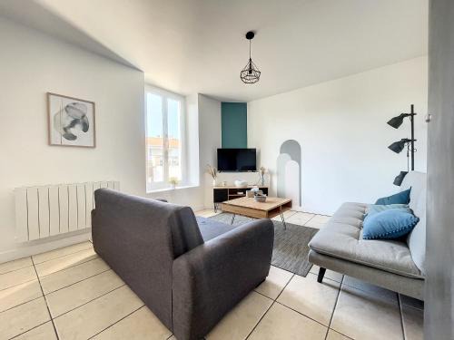 Saint-Rambert-d'Albon Apartment | Le Havre des Ecoles - 2chambres-Rez de jardin et Parking-BBQ