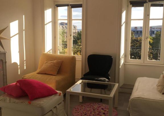 Faubourg North Apartment | Le Jardin Darcy Liberté Hyper centre gare-ville parking public payant dans la rue