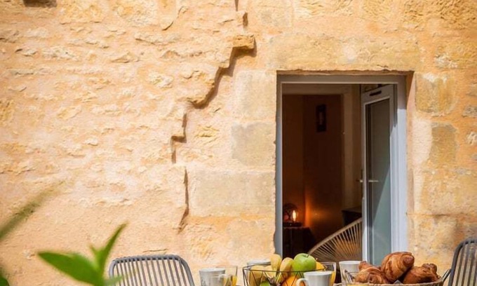 Sarlat-la-Caneda House | Le jardin de la Paix - Historic centre