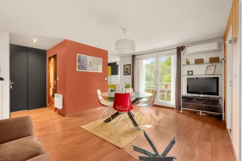 Toulouse West Apartment | Le Jardin des Muses - T3 climatisé avec terrasse, Piscine et Parking