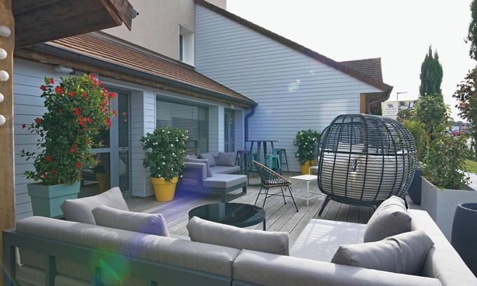 Montceau-les-Mines Hotel | Le Konine