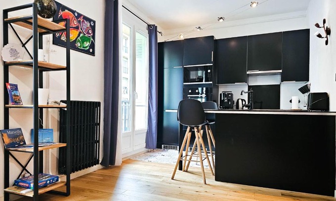 Hotel-de-Ville Apartment | Le Lacydon - Quality apartment at Vieux-Port - Fully Equipped with Air-con