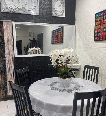 Alor Gajah Apartment | Le' Leyna Homestay