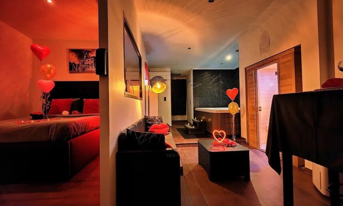 Lens Apartment | Le Loft Lens : Jacuzzi - sauna - hammam