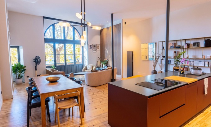 Capitole Apartment | Le Lombard, panorama on the river