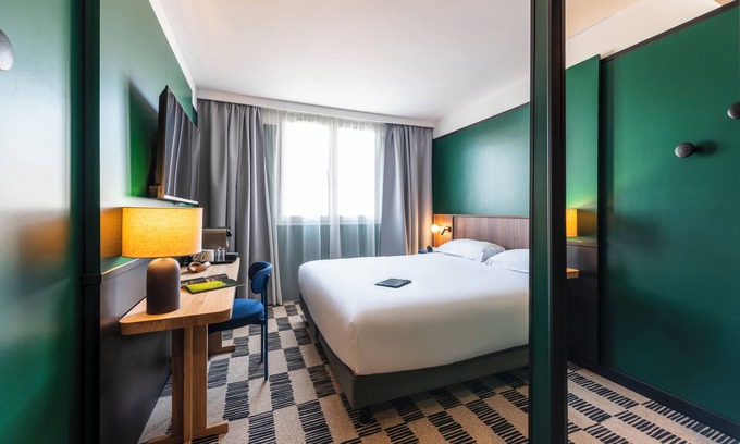 Jean Moulin - Marius Berliet Hotel | Le Lumière