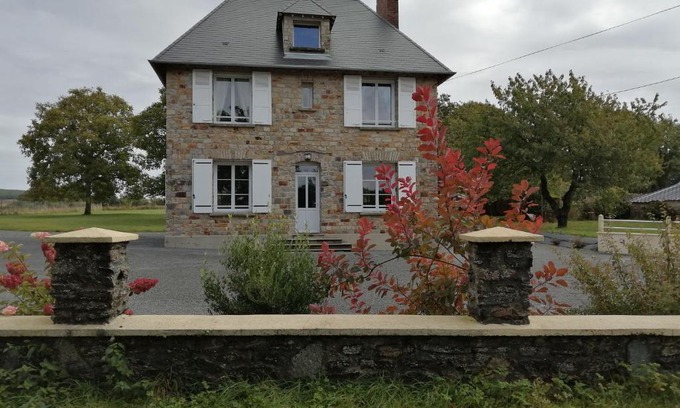 Aunay-sur-Odon House | Le Lutice